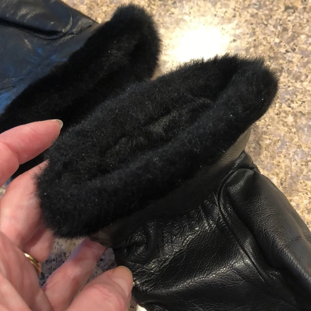 Vintage Fownes Black Leather Gloves Size 7 1/2